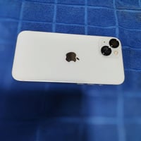 آيفون ١٣ عادي • ١٢٨ • ابيض