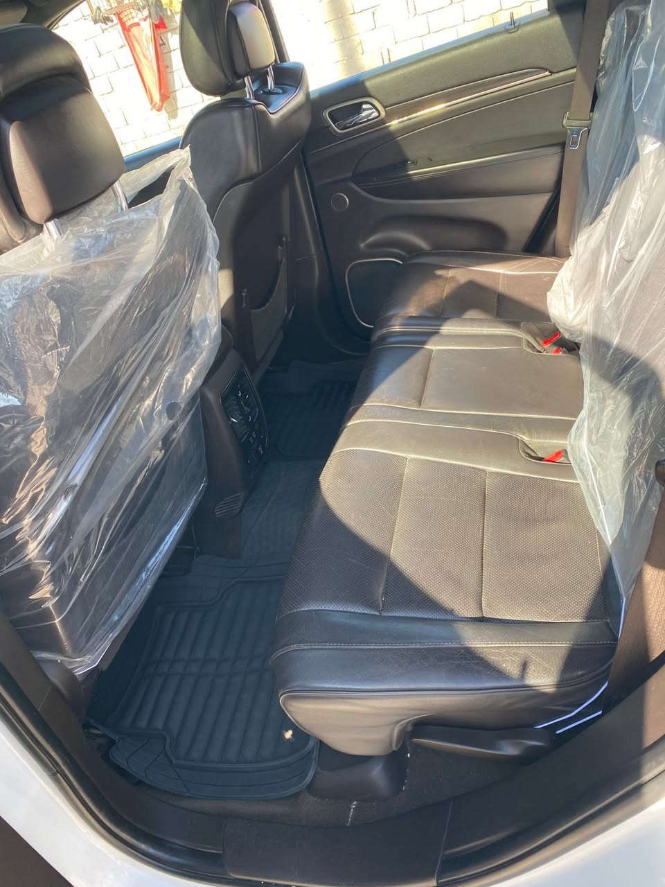 جيب موديل 14 راود كندي كفاله عامه ضربه وتبديل وصبغ ماعده باب سايق كلير بدون ضربه ولافتح  وسونار موجود بلمنشور  && 
 موصفات سومت عله فئه  بل الجيب مكينه 8سندر 5700كفاله من الفتح وتبخير ماشيه 100 الف حقيقي رقم شمالي تريد تحويل تريد وكاله  سعر 215 مكان السياره البصره تصال ***********
