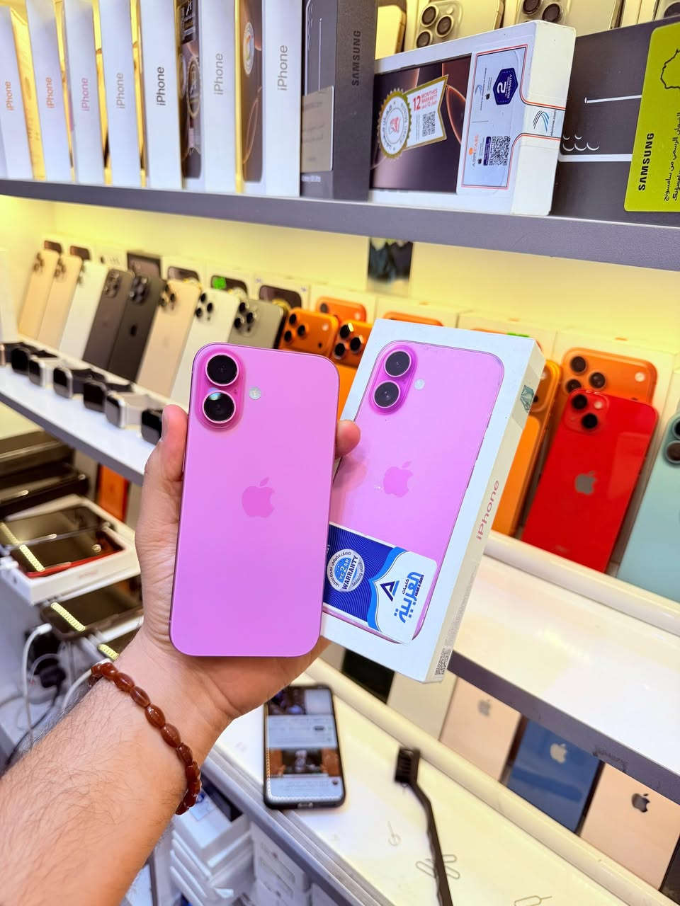 ايفون 16 عادي 128 بطارية 🔋 100‎%‎ 
شرق اوسط نظيف مكفول مشحون قليل 
للبيع او مراوس مكاني النجف 
***********
واتساب شعندك جهاز للبيع دزةة
