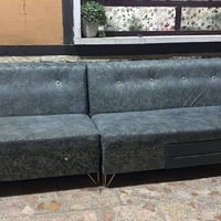 كنب • موجود • واتساب