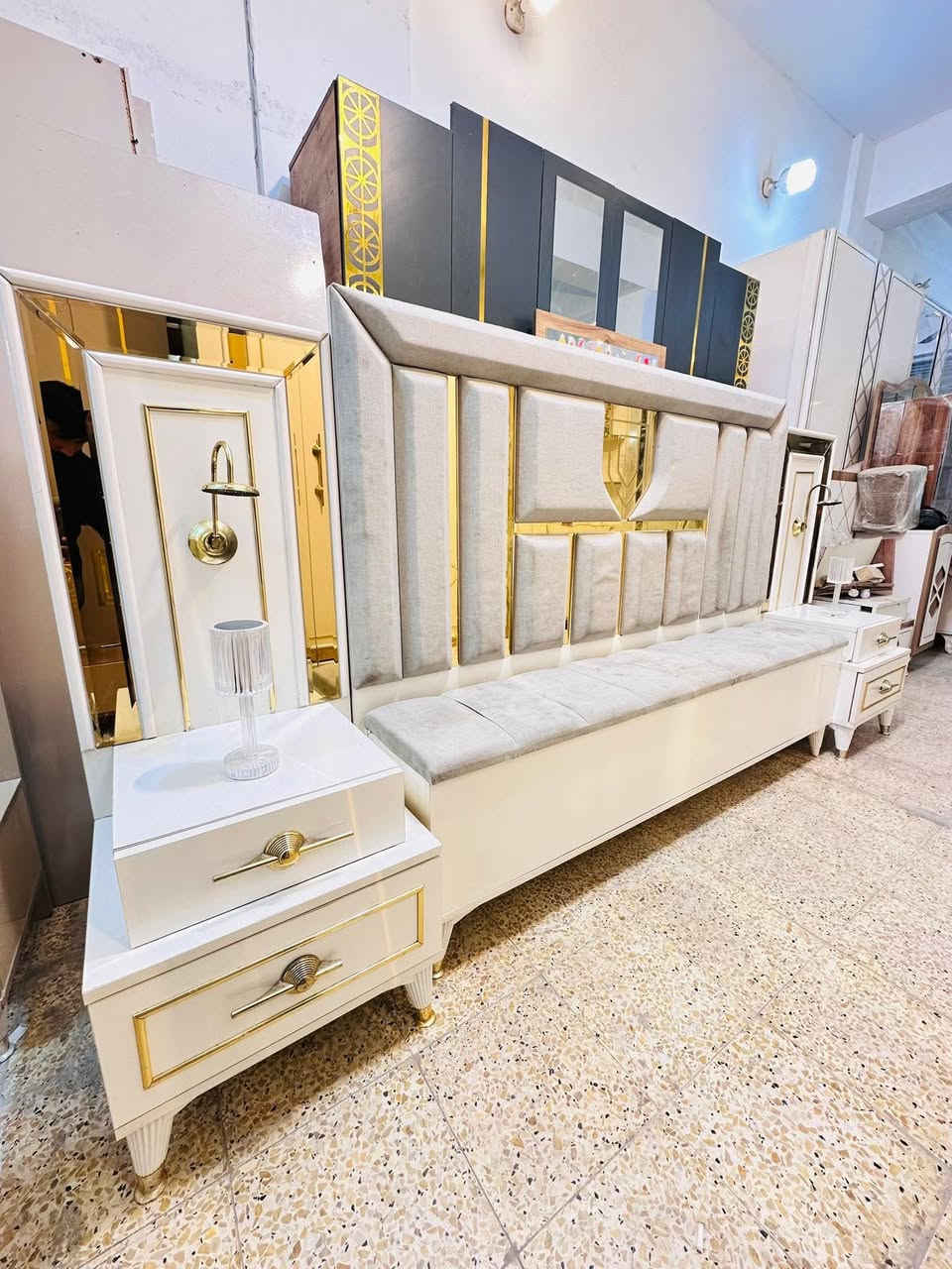 🔟قطع 

اناره شغاله 💡
سعرها /مليون 
التوصيل والشد داخل بغداد مجاناً ✅✅


**إذا كنت صاحب هذا الإعلان وتريد حذفه لأي سبب، رجاءا أرسل رسالة إلى الدعم الفني**