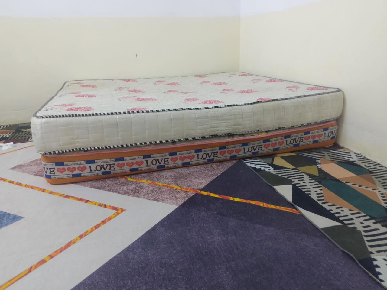 السلام عليكم غرفه تركي للبيع 
التواصل ***********
