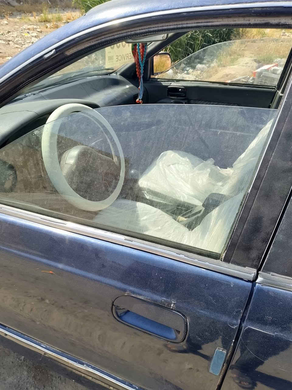 سلام عليكم النترا للبيع دمعه موديل 94 بلاديه بدون صبغ مال بيت ويل كب بلادي سياره حلوه وكاعده صاحبهه من بعقوبه شرط التحويل صاحبهه يريد توحيل مباشر السعر 22 وبيهه مجال بصيط شراي يتصل بكاني ديالى بعقوبة بهرز ***********
