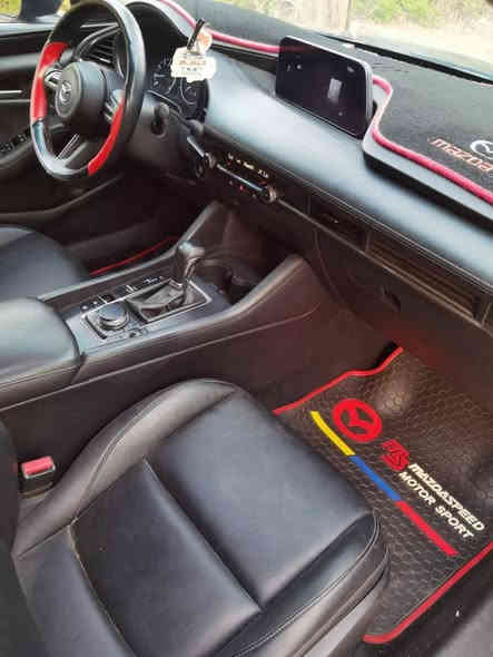 السلام عليكم
(( للبيع او المراوس )) 

اليدور مازدا بسعر مناسب وبسعر الكوري اذا مو ارخص يتابع المنشور 

مازدا 3 موديل2021 رقم اربيل انكليزي بأسمي  هزة وسنوية كلة جديد

ضررها بأمريكا:- جاملغ أمامي وموضح بالسونار والصور.

 وبيها هنا هم طخات بسيطة جدأ وتصلحأ وكلشي موضحلك بالسونار المرفق

مواصفات :- ( بصمه / كشنات جلد / نقطه عمياء / تحكمات جهتين وباقي المواصفات المعروفه ... ) 

السعر :- 130 ورقةة وبيها مجال للطيبين 

المكان :- بغداد / قرب مرور الكاظميه

للإتصال :***********

ملاحظه :- الشراي يتصل بيه ويدلل والسياره احولها باسمي المشتري وبالعافيه على صاحب النصيب قلبا ولسانا ❤️ بغداد
