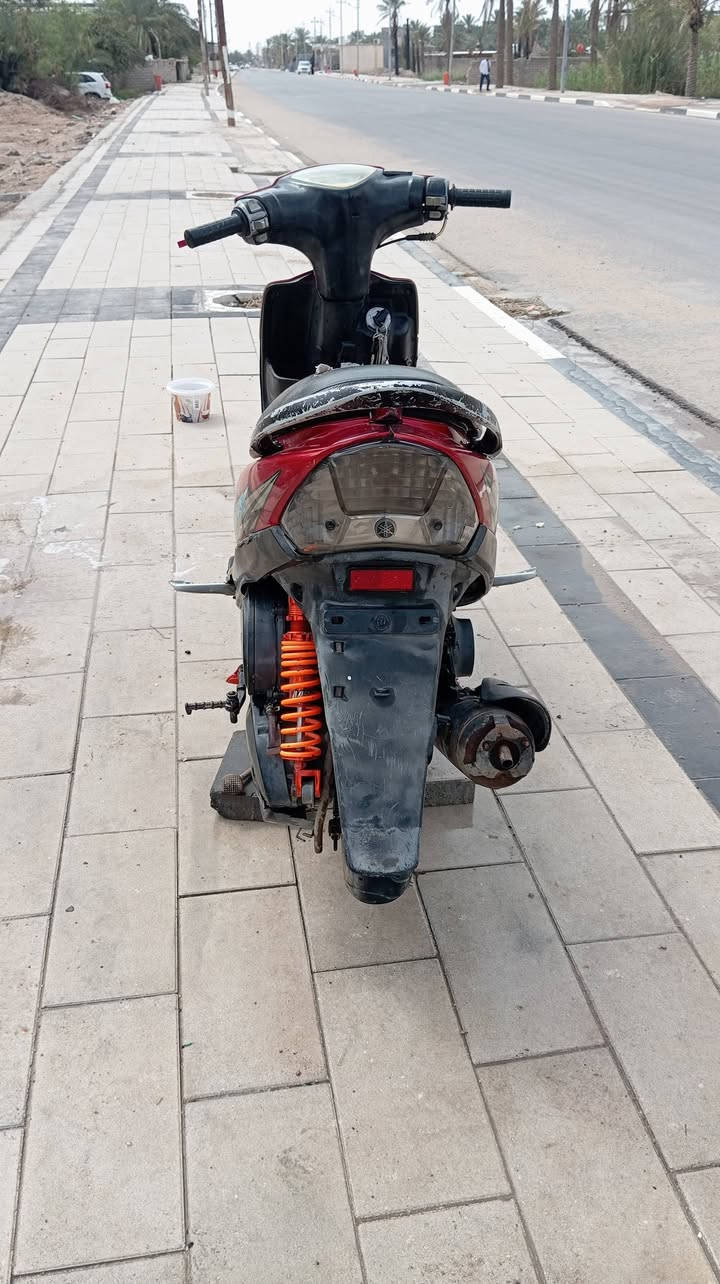 السلام عليكم دراجه ماكس عدله للبيع مفتوحه قبل شهر دراجه مزوده تزويد خارجي. كفرات بلاديه .كلحات رياضي.ستان رياضي وبيه بعد هواي شغلات ..مكاني قضاء المدينه بني منصور 
السعر 650 ..*********** وتساب  او خاص مفتوح
