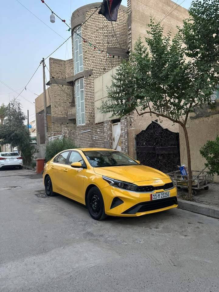 سلام عليكم كيا فورتي مديل 2023 وارد أمريكي حادثها باب السايق السياره ليبل واحد السياره ارباك برده فقط كير مكينه 2000 منضومه غاز منضومه زنون تخم تاير جديده الداخل مدوشمه الجنط مغلفه ماشيه 40 بغداد أرقام أجره بسمي السعر 174وبيهه مجال مكان بغداد الدوره رقم الهاتف ***********
