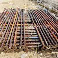 جكات لبيع العدد 100؟ السعر مناسب 07838290344