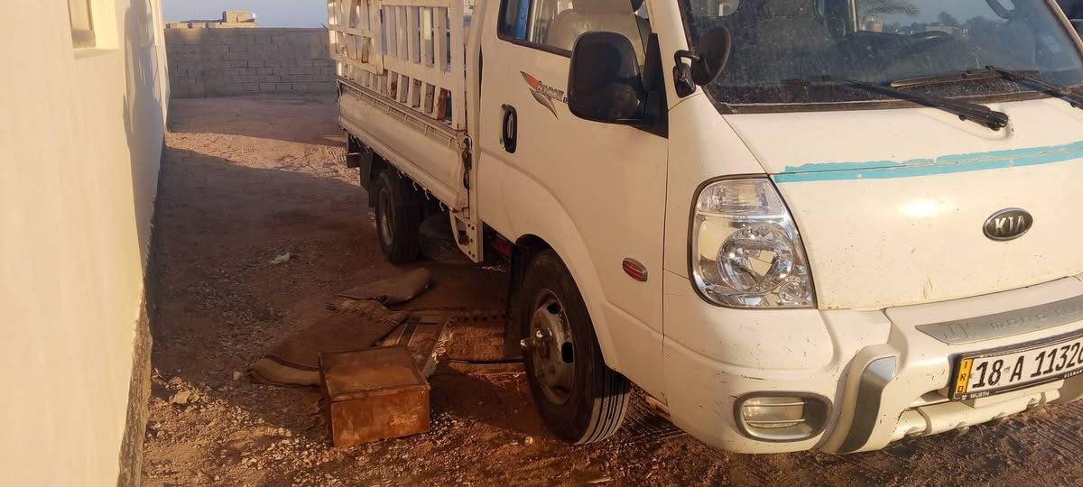 السلام عليكم للبيع فحل مسكر سبلاين موديل 2012 مكفول كير ومحرك وشاصي واكسل محور 14  وجاهز تانكي80لتر سياره امداور ثاني يوم المكان السماوه للاستفسار الاتصال على الرقم الموجود ***********السعر 120
