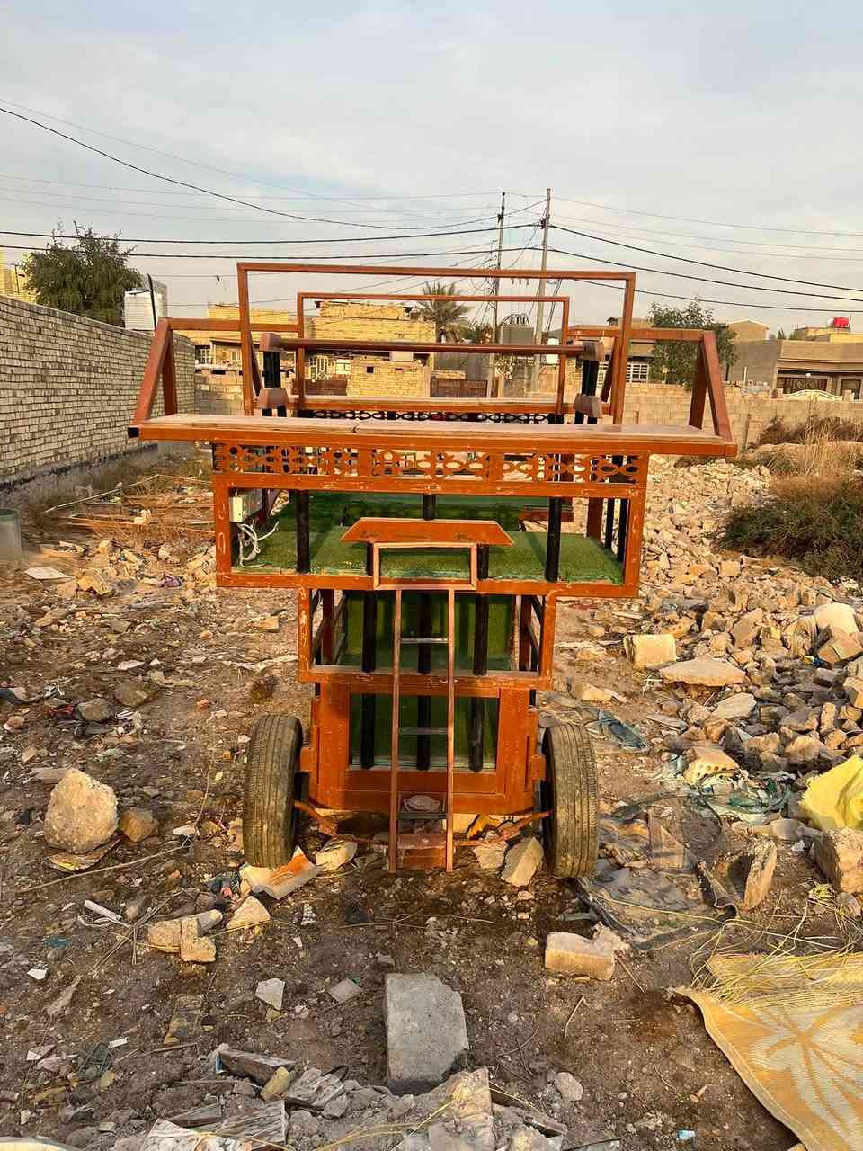 السلام عليكم عربانه للبيع تحمل 8سماعات دبل شاصي حديد ثقيل مكان للمولد معزول منصه للرادود ومكان للجهزه السعر ب٩٥٠ وبيهه مجال بسيط مكاني واسط قضاء الصويره وموجود توصيل لستفسار التصال ***********
