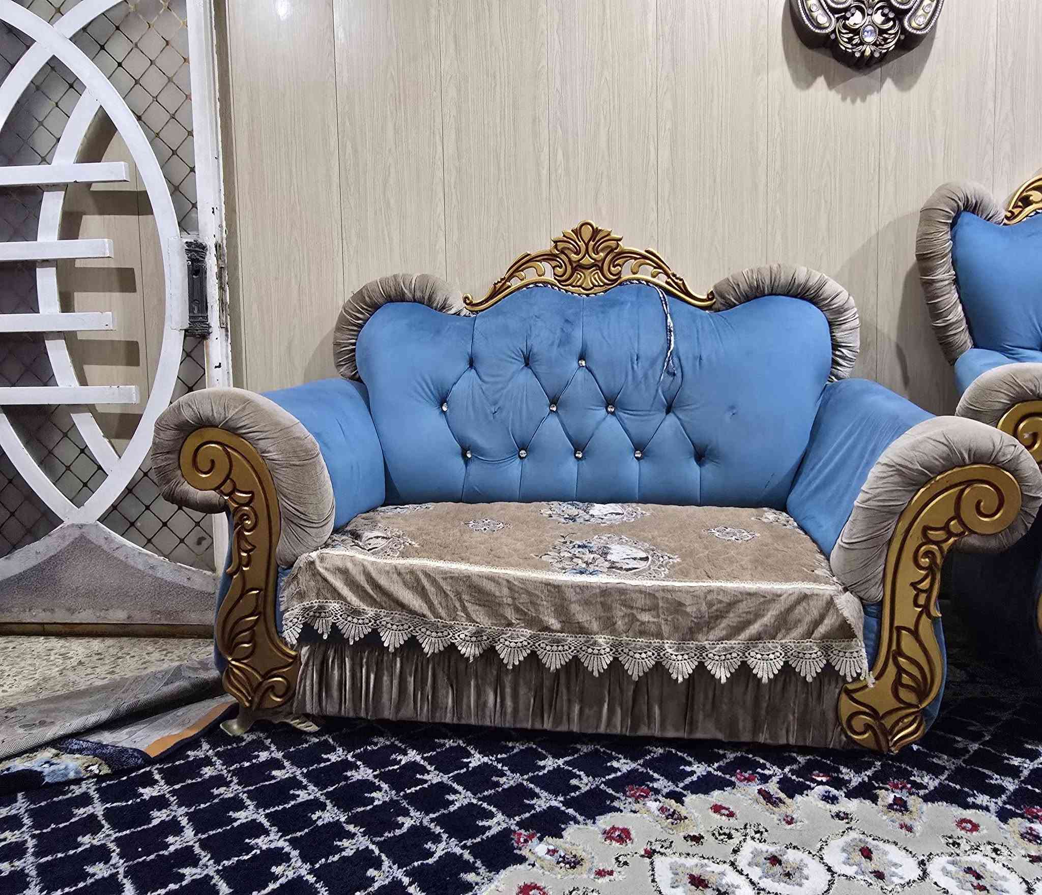 سلام عليكم تخم للبيع عشر مقاعد، السعر (250) 
رقم الهاتف :‎***********

