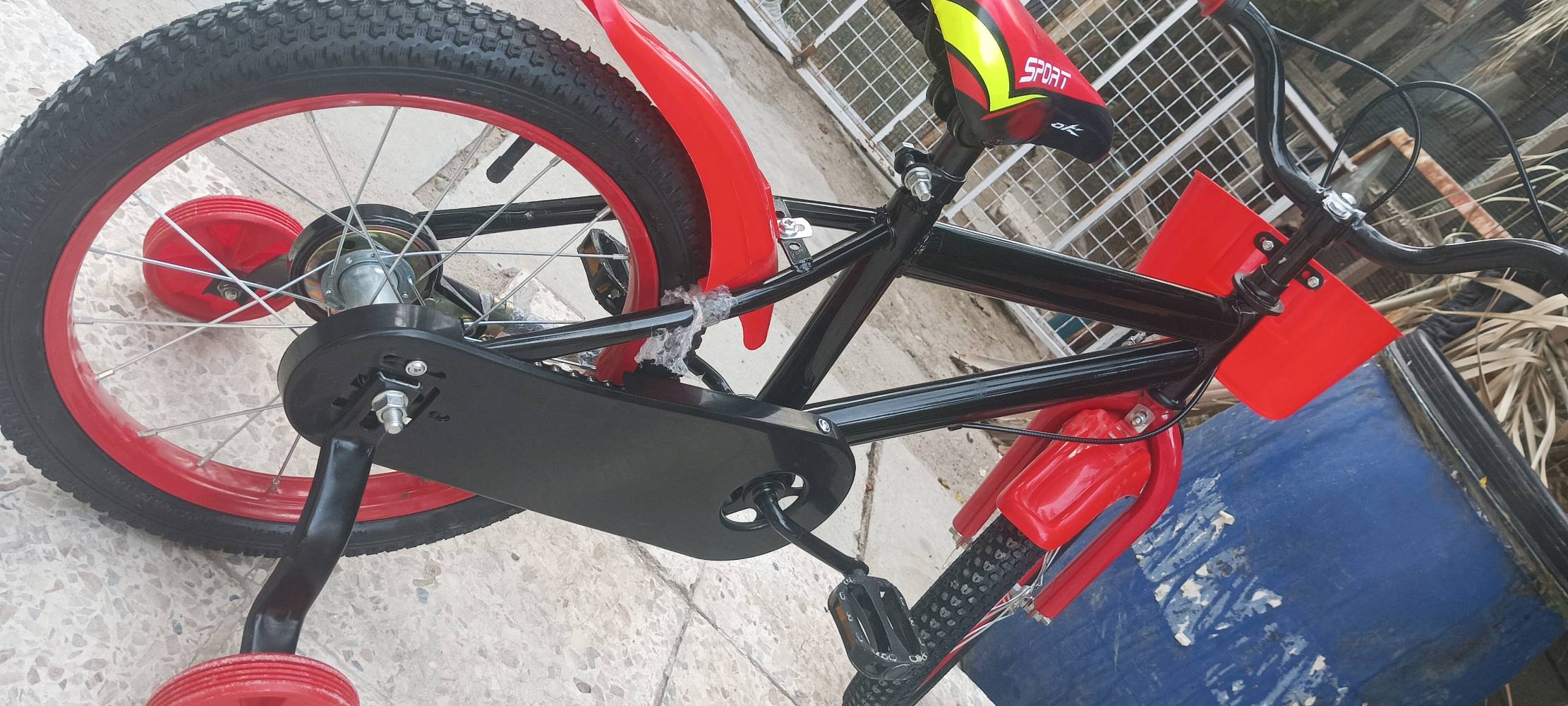 بايسكل جديده توه مشترينه 65 صارله يومين من ماخذينه...  رايدينه50 بالعافيه ع يأخذه...
سبب حجم اكبر من عمر طفل....
 تصال أو ستفسار***********...
 خور الزبير شارع المصافي 