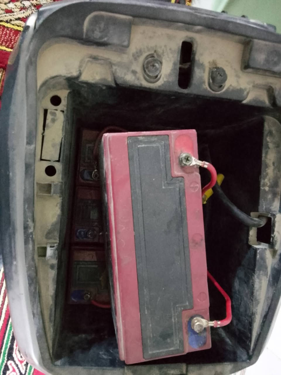 عندي هاي دراجه شحن لبيع نضيفه  بس عوزه بطاريه يمكن حط سعرك و اني ارد عليك
***********
