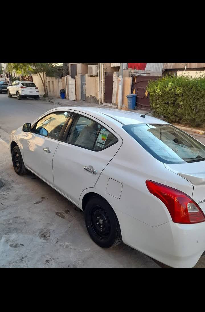 سلام عليكم نيسان سني هندي
  مديل2018
السيارة (كفاله عامه) من صبغ بارد وتبديل تبريد ثلج
 زيرو عندي 
ماشيه ١٠٠ الف 
مكاني الحريه الدولعي
مصفرة غرامات بلعافية علياخذها 
السعر ١١٠ بيه مجال بسيط
***********
باسمي سنويه وهزه ورقم جدد 
سنويه لل٢٠٣١
