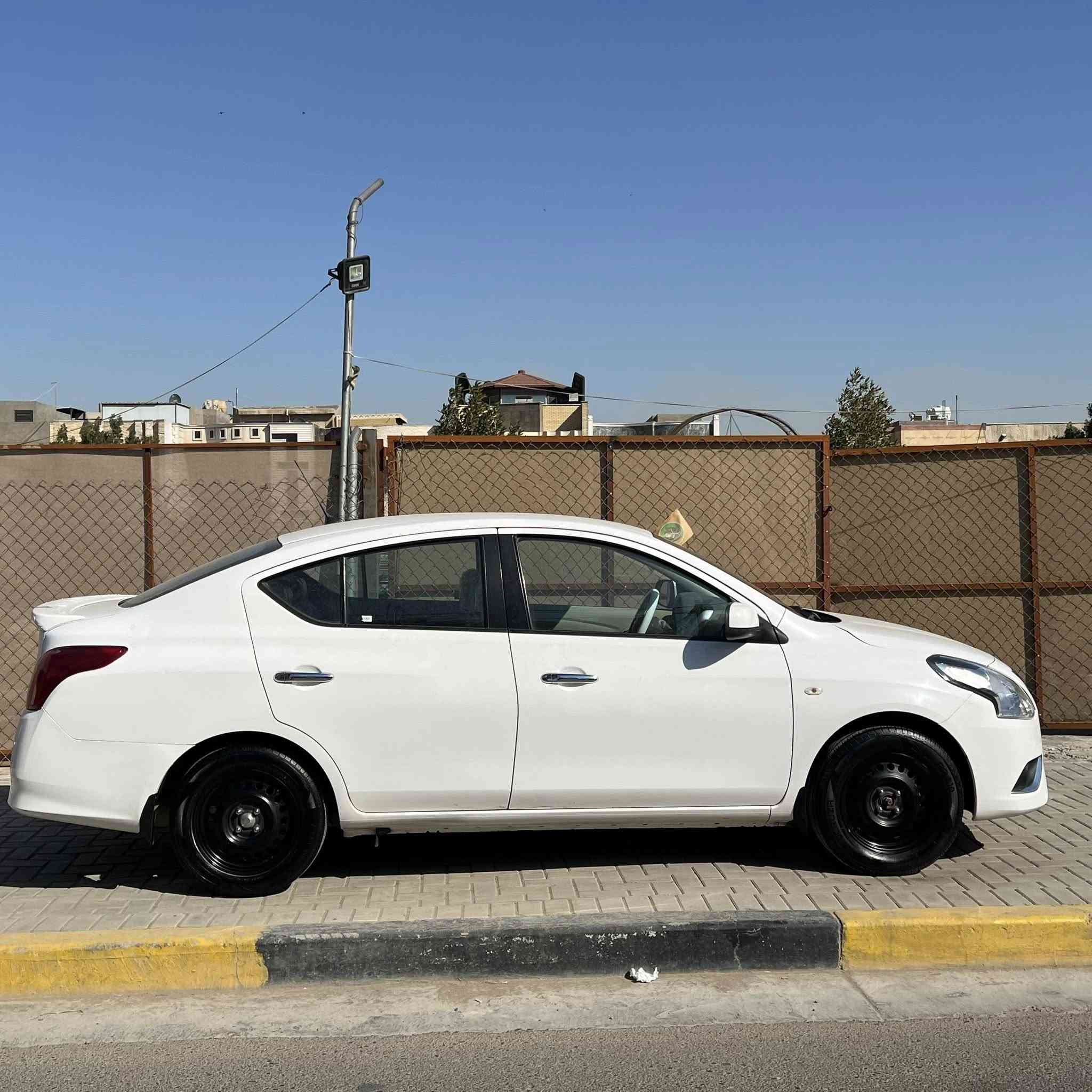 السلام عليكم نيسان سني هندي للبيع موديل 22 سوناره منشور ماشيه 85 مكينه كير حداديات مكفوله تحويل مباشر مكاني بغداد السعر 112 وبيه مجال ***********
