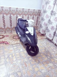 ماكس عدلة • ٤٩ • بوشته
