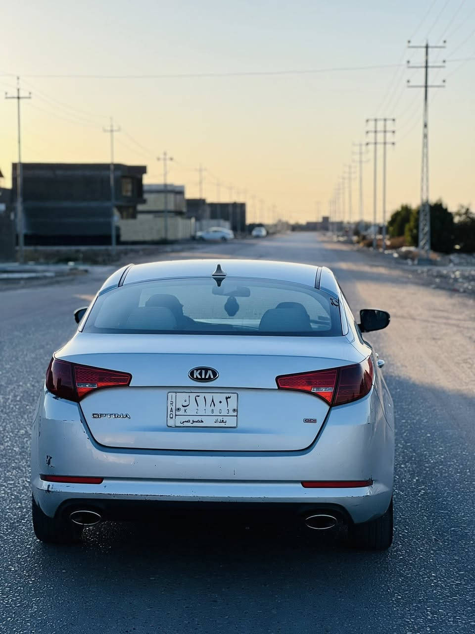 سلام عليكم أوبتما  2013 كير ومحرك وحداديه كفاله تخم تاير جديد مال جناي جاهزه الأخير بيها3قطع صبغ كلير فقط بدون دواخلرقم بغداد سنويه ال2028
السعر103وبيها مجال 
الاتصال***********
مامتوفر بلخاص 👆👆
مواصفات السياره 
نص فول غني عن التعريف
