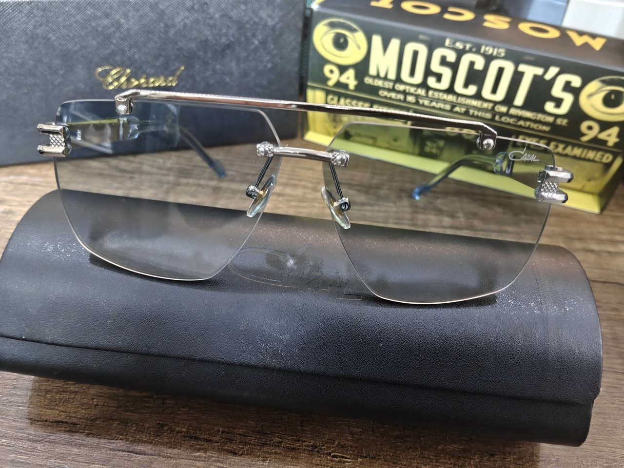 القطعه 50مع توصيل


**إذا كنت صاحب هذا الإعلان وتريد حذفه لأي سبب، رجاءا أرسل رسالة إلى الدعم الفني**