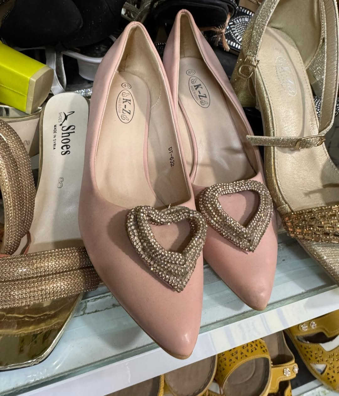 توفر جركز بناتي و كعب يم مجمع سوران بأنسب الاسعار 😍😍
العنوان: مجمع سوران داره كوناره شارع عام قريب معمل ماي كلات


**إذا كنت صاحب هذا الإعلان وتريد حذفه لأي سبب، رجاءا أرسل رسالة إلى الدعم الفني**