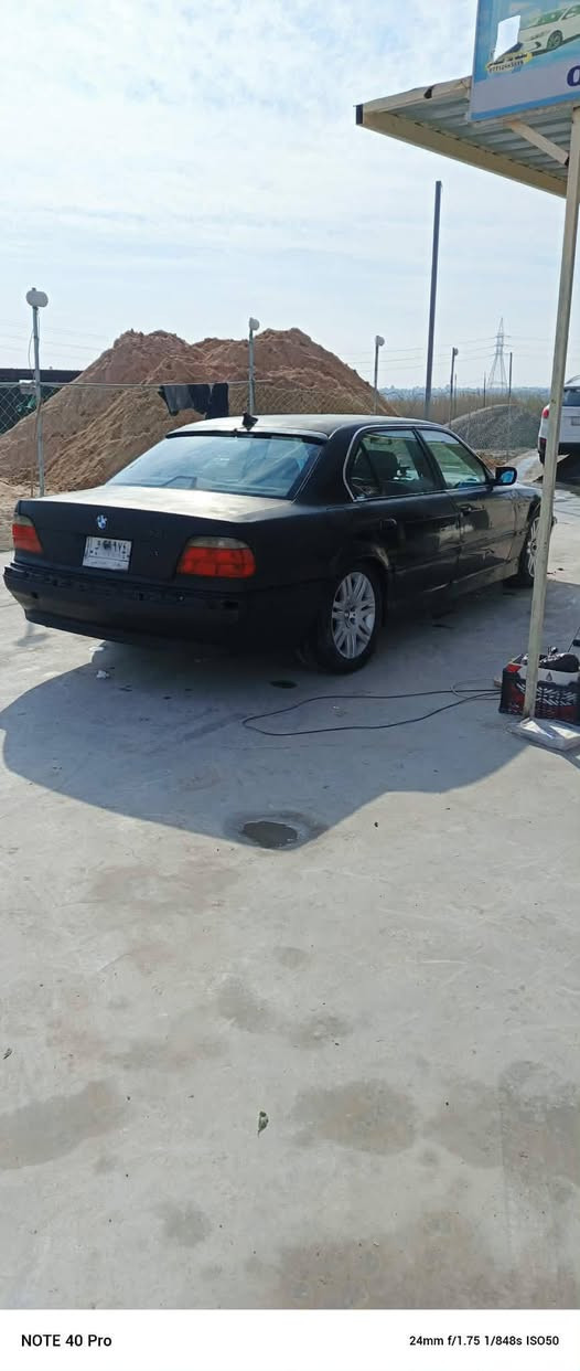 BMW
موديل 1996 محدث 2000
رقم بغداد 
تحويل شرط بأسمي السنوية
سياره شغاله صدر جديد  
السعر 43 ورقه وبيها مجال للشراي 
*********** 
*********** ابيع فقط بدون مراوس
مكان السيارة/ بابل/ محاويل/ ناحية الإمام
