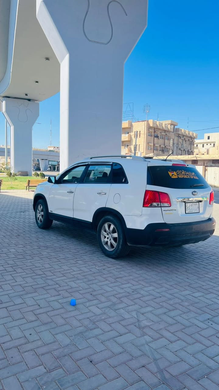 سلام عليكم سيرنتو موديل 2011 للبيع او مراوس
وارد امريكي

 مشروع وطني سنويه بأسمي لل 2028

محرك شرط 4 سلندر 

كير شرط 

صدر نص عمر 

تبريد ثلج 

تدفئه نار 

سياره بيهه 5 قطع والسونار مرفق بلمنشور 

مكاني تكريت 

السعر (98) وبيهه مجال قليل 

***********
