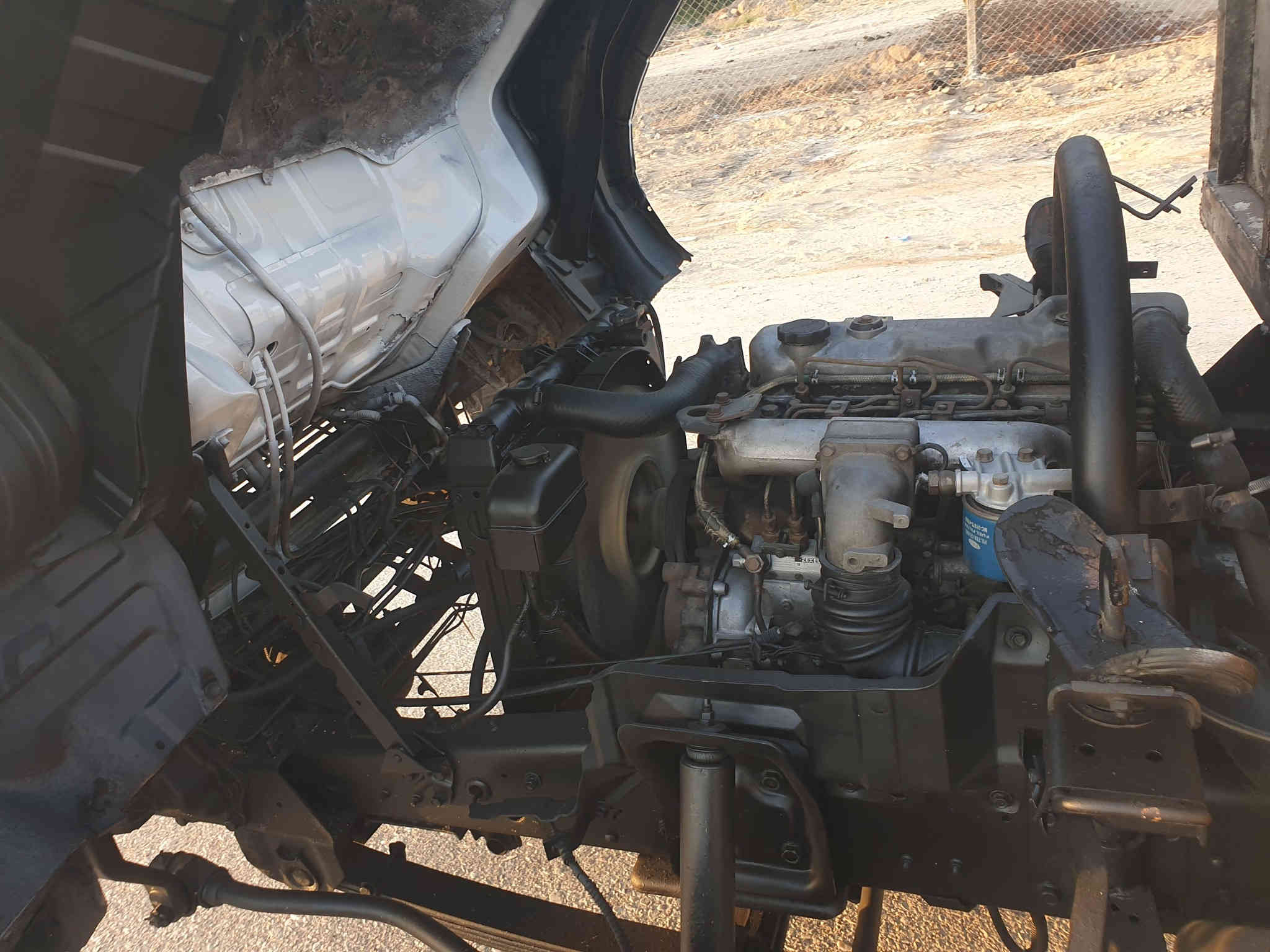 السلام عليكم هونداي مديل 2004 سياره جاهزه رقم بصره مكاني بصره بدون تحويل سنويه ضايعه ماندل راعيه تصال ***********  *********** سعر35
