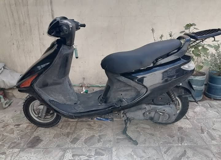 سلام عليكم دراجه فراشه مكينه حاويه العنوان جفل والسعر 425 وبيها مجال ***********
