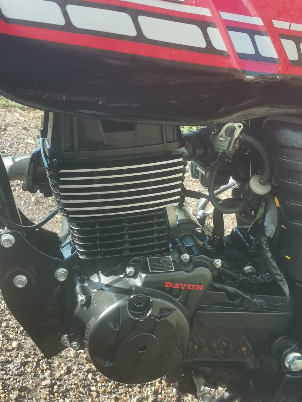 سلام عليكم دراجه دايوان لاتي موديل 23
محرك 200 مكفوله كفاله عامه
أوراق اصولي
ماشيه 17000 الف
سعر مليونين وميه وخمسين وبيه مجال
***********
