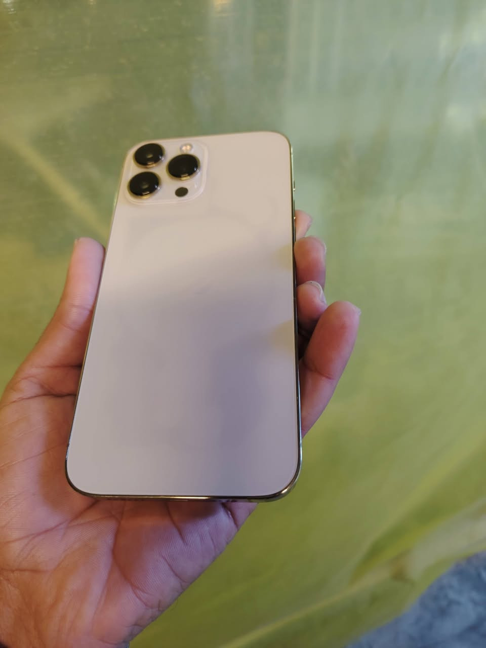 13 برو ماكس لون ذهبي نضافه 100% بطاريه 94 مبدل ظهر ليزر الباقي مكفول سعر مناسب مكان بابل محاويل
***********
