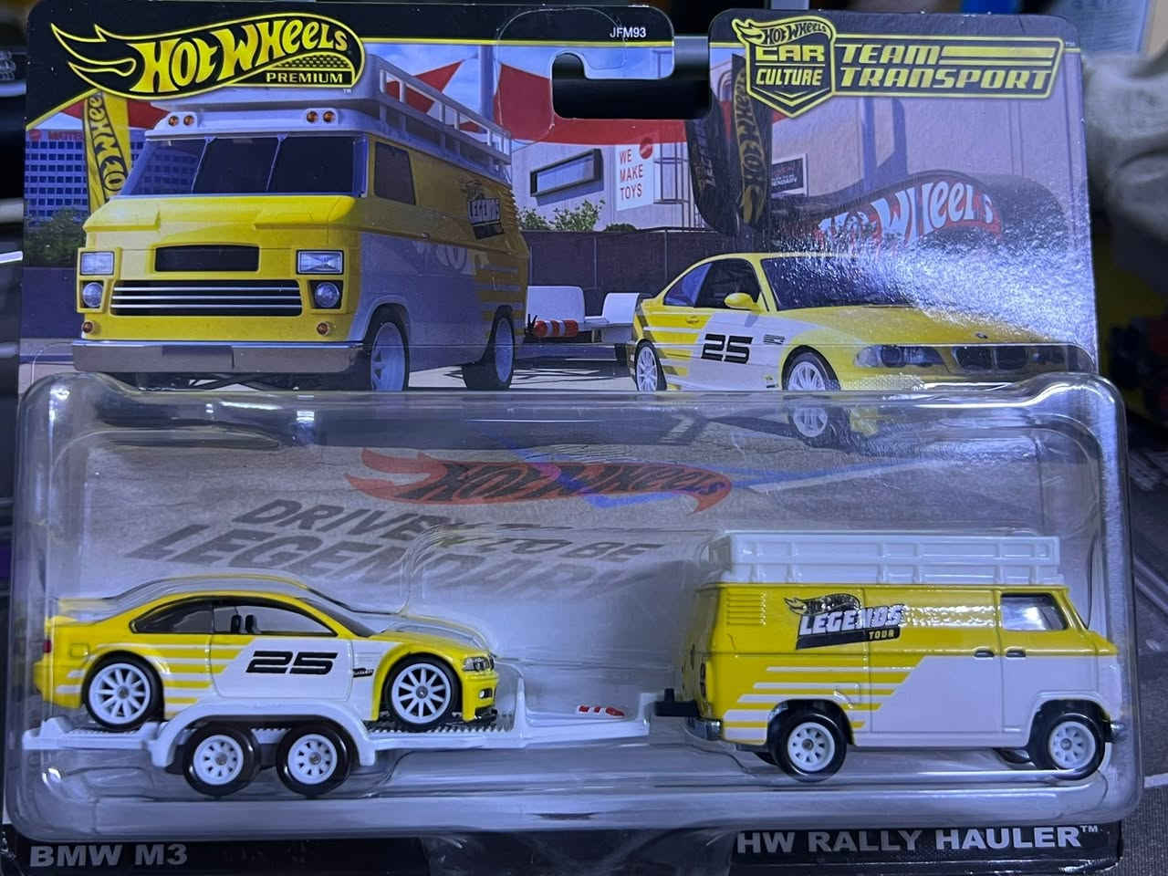 ناقلات من شركة HotWheels
اصدار  Team Transport premium 
سعر القطعه ٣٥ الف فقط


**إذا كنت صاحب هذا الإعلان وتريد حذفه لأي سبب، رجاءا أرسل رسالة إلى الدعم الفني**