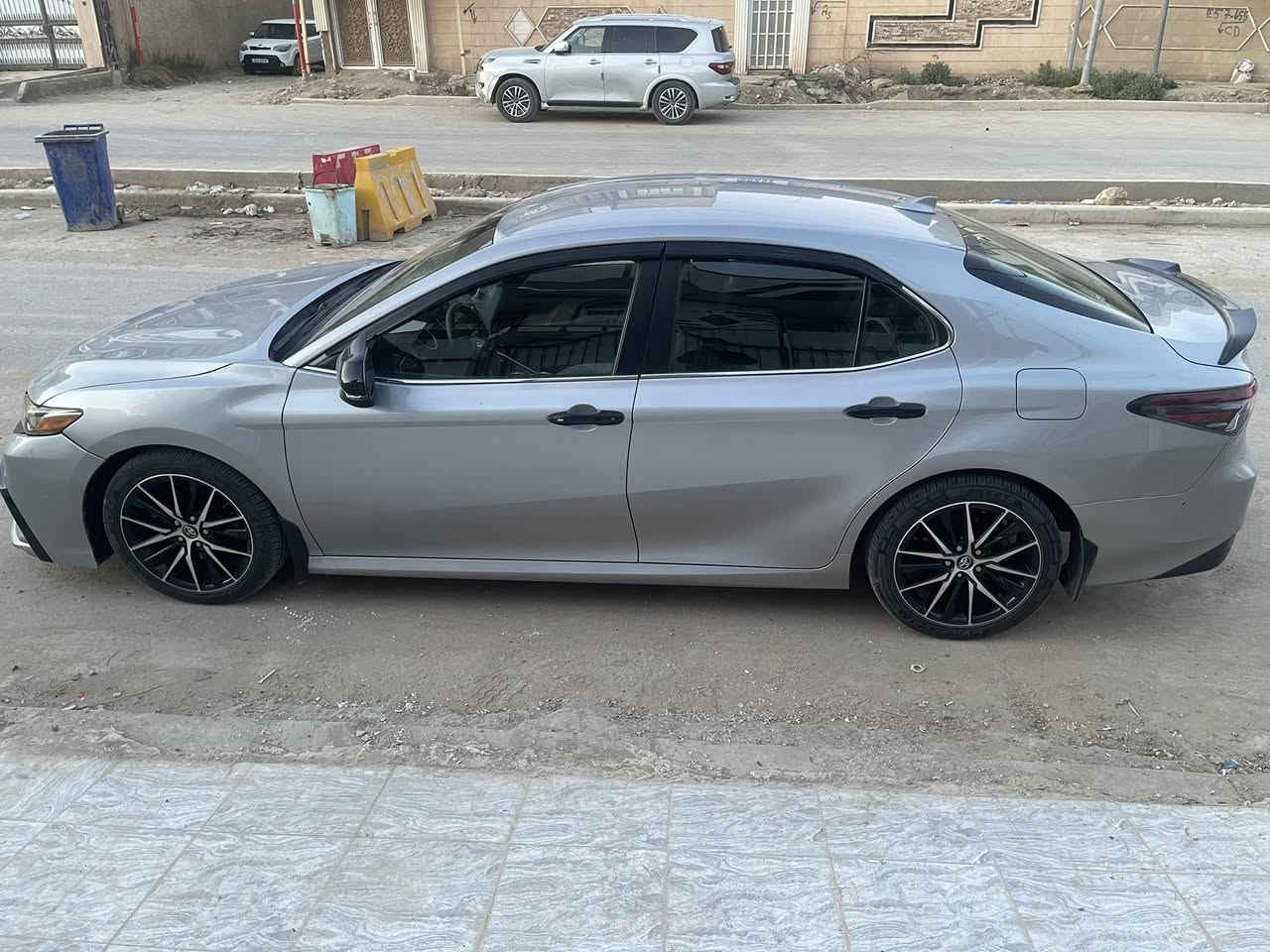 كامري 23 رقم بغداد طخه  خفيفه بالجاملغ الأمامي  بدون أربكات مكانها بالحله ***********  السعر 190
