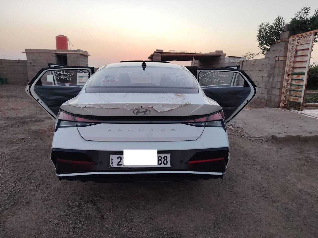 يا الله سلام عليكم هونداي النترا موديل 2024 سيره كفله عامه سيره مرتبه ما يحتج تصرف عليها الا تنقيص الا تبخير مكينه 1600 تجميع صيني  مكاني العماره قلعت صالح قريت سليمانيه  سعر 140وبيها مجال وا وهاذ رقمي *********** سيره رقم ربيل
