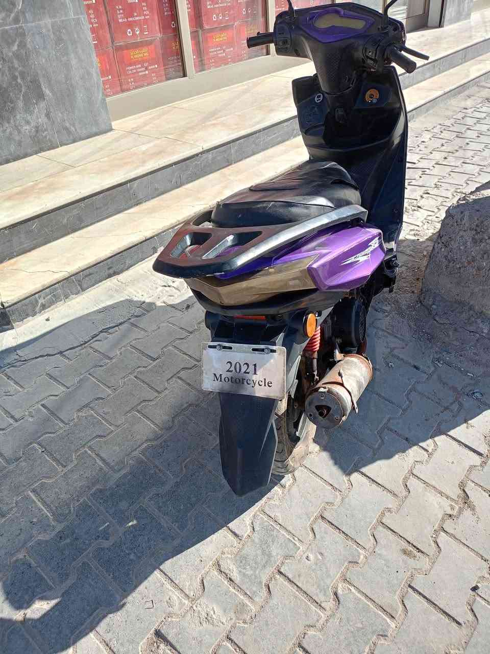 سلام عليكم دراجه سكنز صيني 2021محركها توني شاده ما مفتوح سعرها ٣٢٥الف وبيه مجال قليل شغاله سلف لايت سطاب مكاني بل خاص قريه خميسه


**إذا كنت صاحب هذا الإعلان وتريد حذفه لأي سبب، رجاءا أرسل رسالة إلى الدعم الفني**