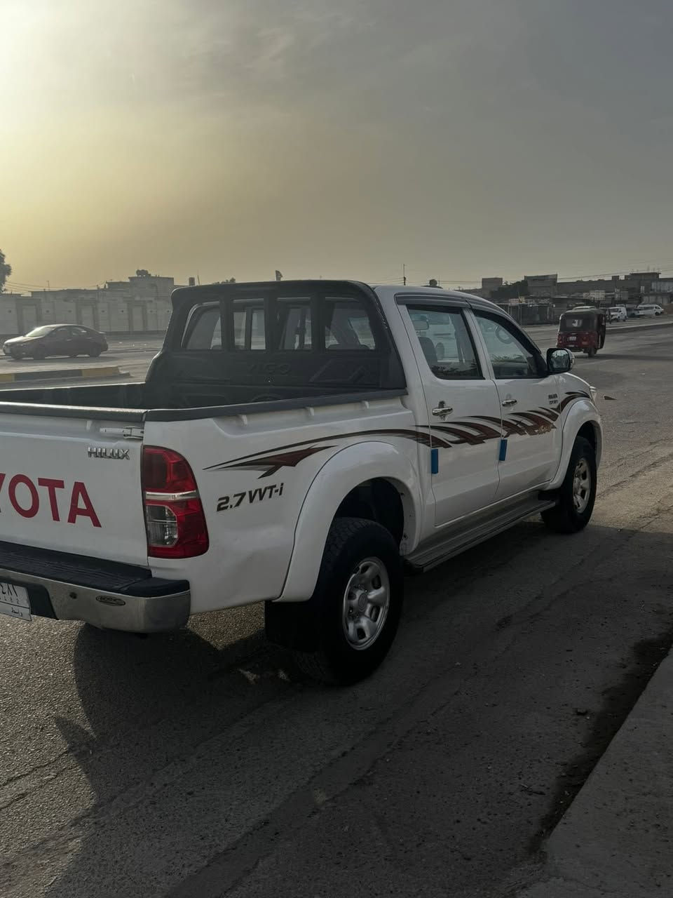 تويوتا هايلوكس مديل 2014 رقم واسط 
تبديل دعامية فقط 
مكانها بغداد حي النصر 
السعر 215 بيها مجال 
رقم صاحب السيارة 
***********‬
اني مكلف بالنشر 
تفاصيل اكثر اتصل وتدلل
