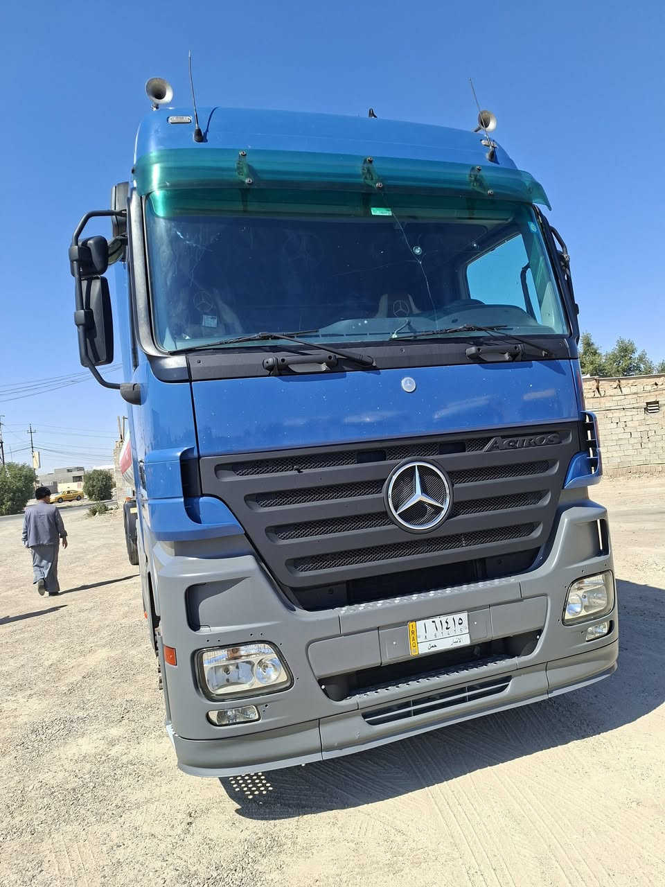 مرسيدس اكتروس موديل 2006 الحجم 1844 روتايدر جاهزه عالشغل رقم انبار طوناج جي بي اس تانكي حداد الجرف 2013 العنوان الانبار الرمادي 5 كيلو خط السريع رقم الهاتف***********
