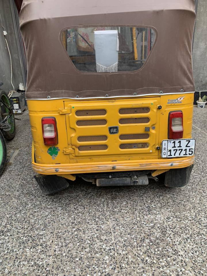 تكتك موديل 19 شهر 12 نضيفه بيها طخات تجي وتشوف بعينك سعرها 5750 قفل مكاني بغداد معامل ***********
