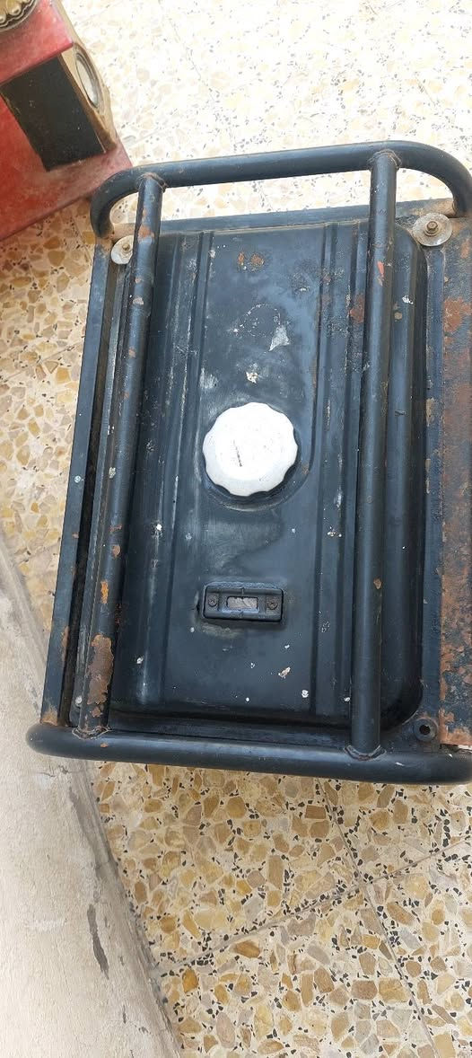 السلام عليكم مولد 12 امبير للبيع السعر 150 وبيه مجال 
مكاني شارع المطار مقابيل باب الخروج مال المطار


**إذا كنت صاحب هذا الإعلان وتريد حذفه لأي سبب، رجاءا أرسل رسالة إلى الدعم الفني**