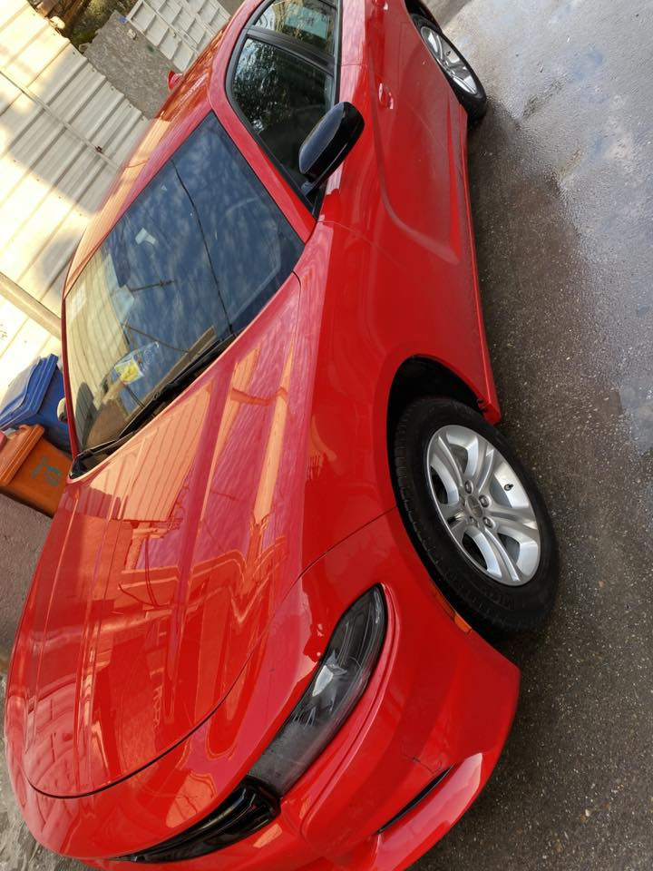 السلام عليكم بيع مستعجل
جارجر sxt موديل ٢٠٢٣ اصل 
اللون احمر طماطي مميز
ماشية ٣٢ mi
حادثهة قطعتين تبديل بدون صبغ بدون دواخل
معروفة مواصفات ال sxt
مكاني بغداد
السعر ٢٥٥ وبيهة مجال
الشراي يتصل 
***********
