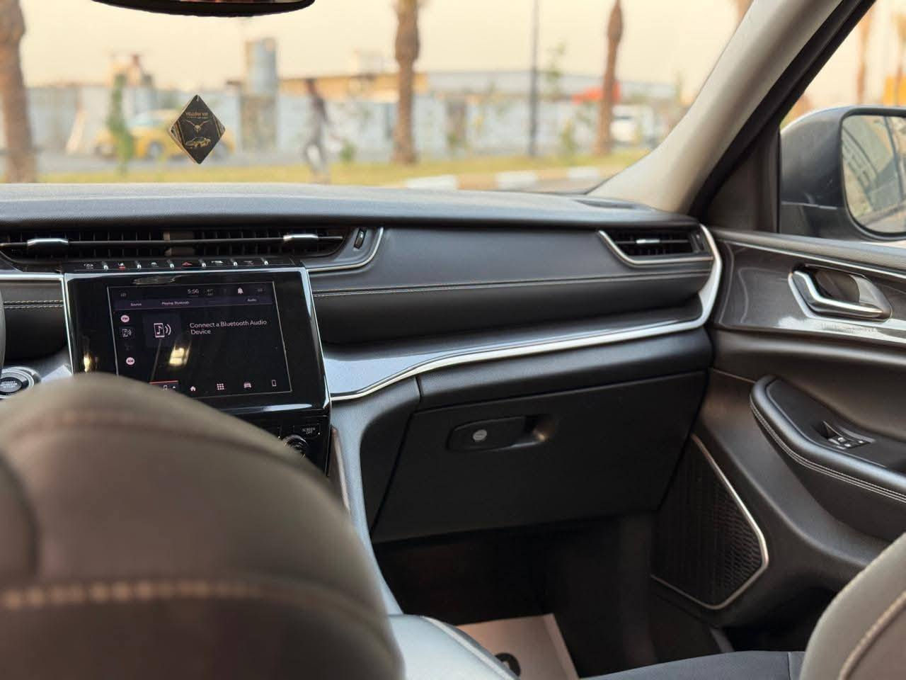 وارد امريكي صور الحادث بالمنشور
ماشية ٦٦ الف 

رادار امامي 

نقاط عمياء 

حساسات امامي خلفي 

كشنات كهرباء 

تحديد مسار 

وباقي الموصفات المعروفة 

رقم شمالي دولي باسمي مستعد للتحويل

مكينة 6V 3600

جاهز من كل النواحي مكينة كير كهربائيات حدادية 

للتواصل ***********

السعر 290
