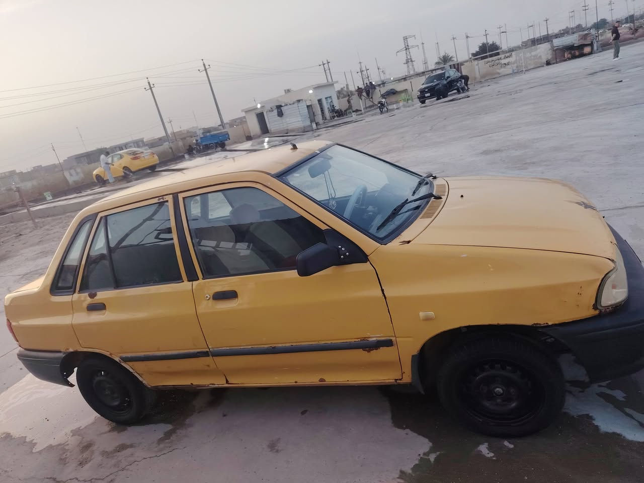 السلام عليكم سايبه موديل 10 عظم جاهزه مكينه وكير تبريد فقط غاز سعره 16 ورقه عليه غرامات  ينزل من سعره مكان ديوانيه ***********
