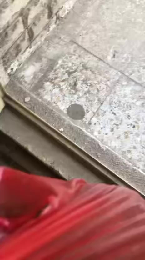 يوجد مشتمل  للإيجار غرفة نوم ومطبخ وخدمات للاستفسار الاتصال على الرقم/***********
