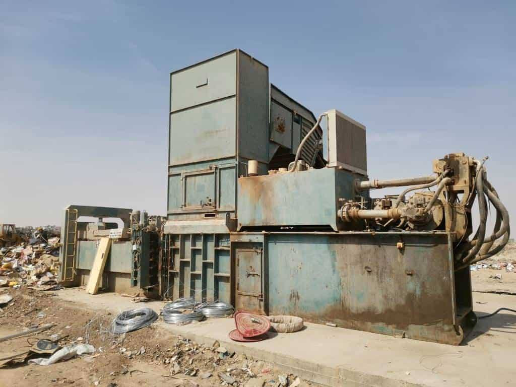 السلام عليكم مكبس ديسان
موديل 2016 فول مواصفات 
قياس المكبس 110/110
طاقه انتاج عاليه جدا 
ماطورين كل ماطور 100 احصان
خياطه كامله
معا قايش سرفه حديد الطول 14متر ولعرض 240
مكبس معروفه مواصفاته لباقيه غني عن التعريف
سعره مناسب جدا  
للاستفسار ***********
