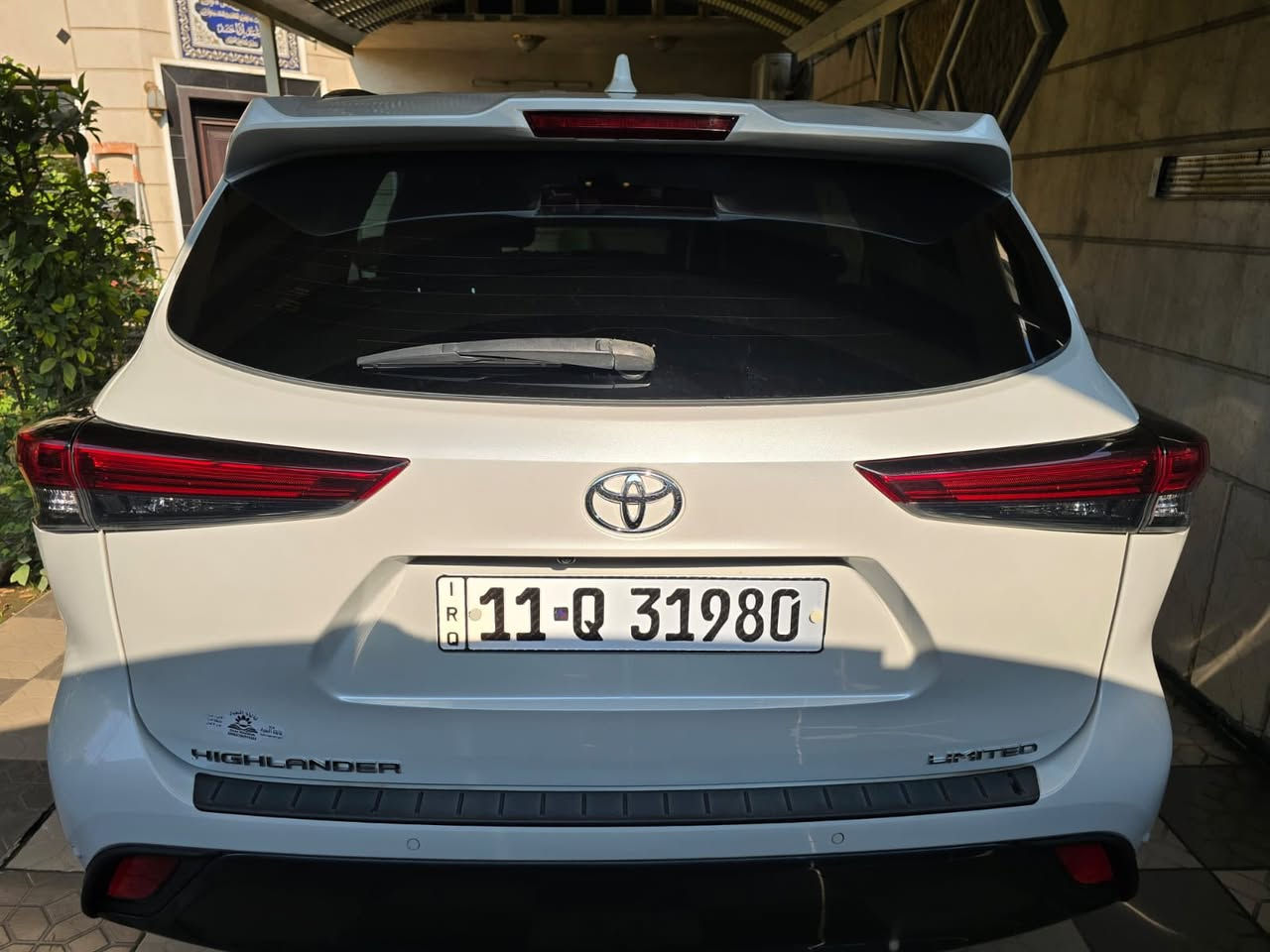 السلام عليكم للبيع هايلاندر Limited 2023
ماشية 27 الف ميل قابله للزيادة السياره مليانه مواصفات 
تبريد تدفئه كشنات 
فتحه 
جنطه كهرباء 
شاحن وايرلس 
خمس كامرات 
رادار أمامي وخلفي وجانبي 
الستيرن هيتر والمري هيتر 
مكانها بغداد 
‏***********
