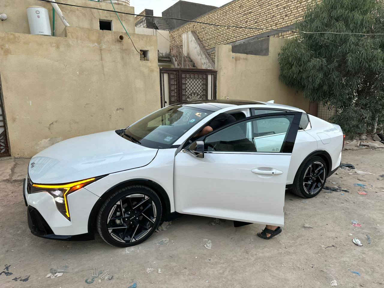 السلام عليكم كي 4 25 فول مواصفات واحد على واحد جيتي لاين بانوراما ماكينه 2000 دوش رقم ذي قار شهداء سعر 180 وبيها مجال رقم الهاتف***********
