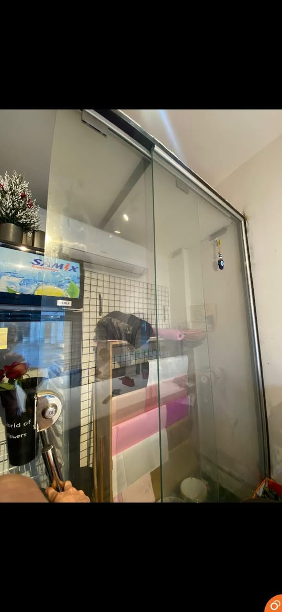 #للبيع
واجهيه جام خانه سلايت 
ارتفاع 260
عرض 220
بيع مستعجل جام خانه نضيفه وجديده 
شخط ما بيه مثل ما موضح بلصوره  ( السعر 150 )
العنوان السماوة ال باني
محل #زهور_اتلانتس_روز  قرب الحسينية ال باني


**إذا كنت صاحب هذا الإعلان وتريد حذفه لأي سبب، رجاءا أرسل رسالة إلى الدعم الفني**