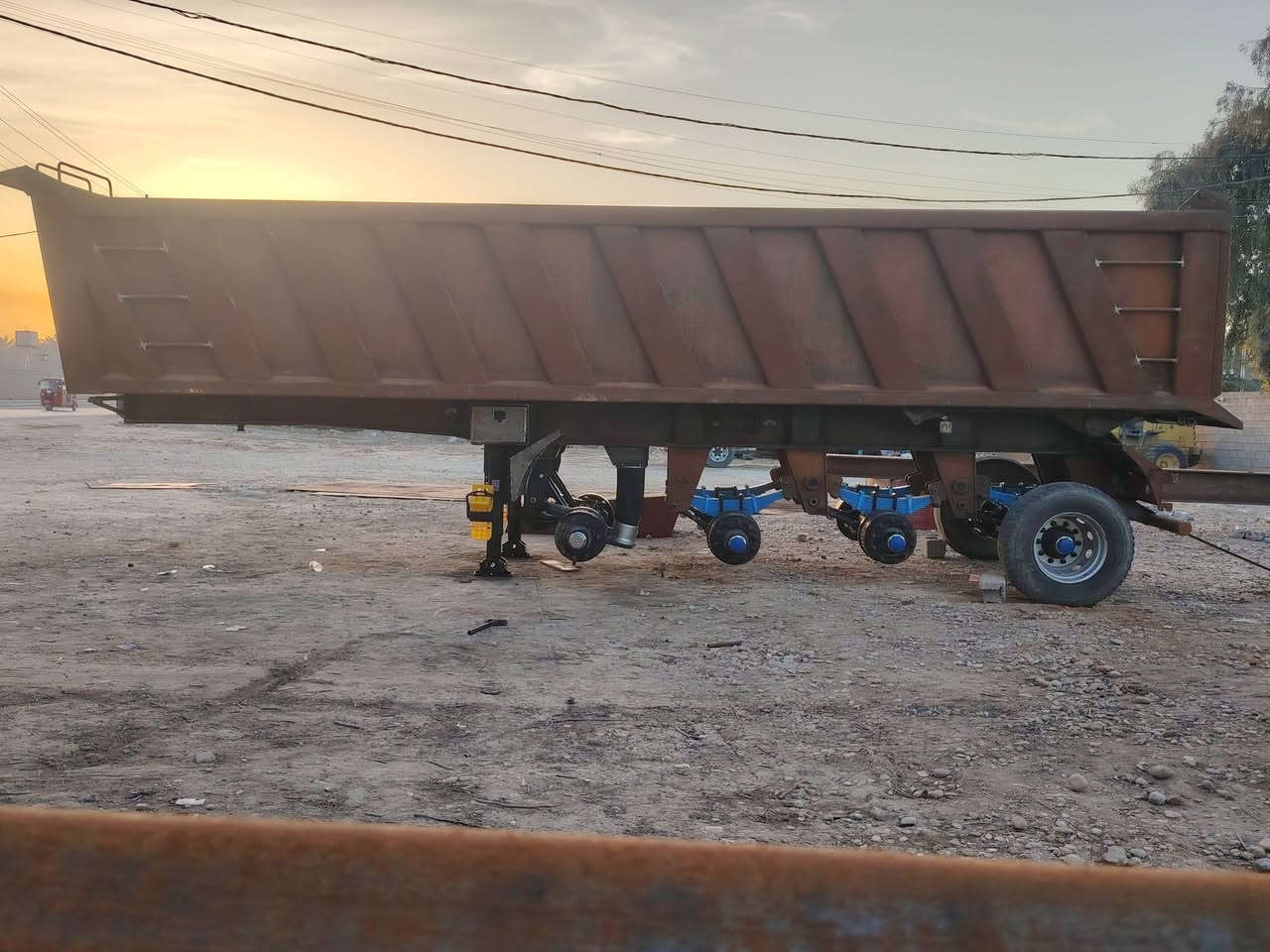 عمل نساف ماموت إماراتي
شاصي عمل تركي
*********** للاستفسار
