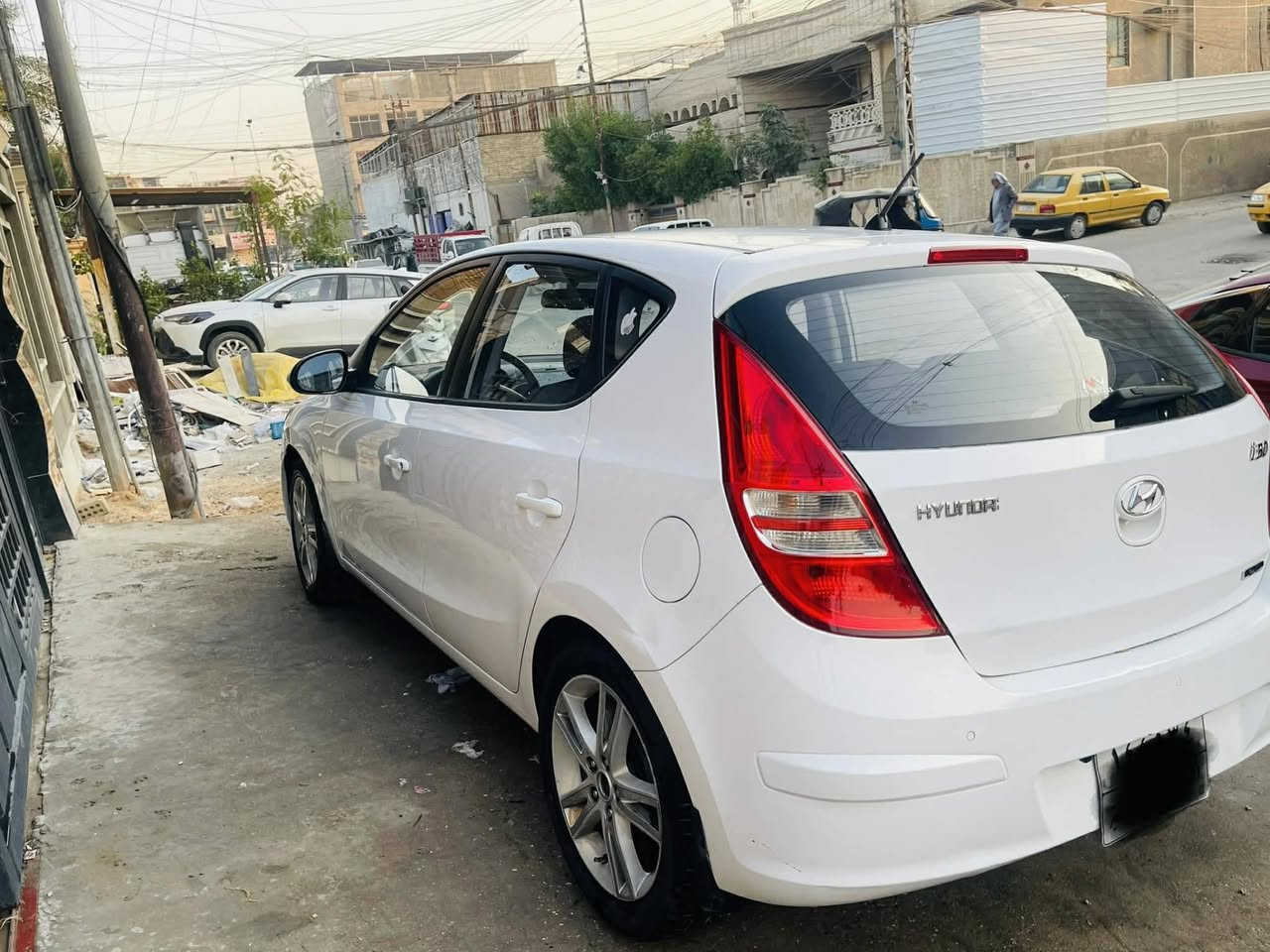 لانتره نسائي خليجي مديل 12 موصفاته فتحه حساس هيترات تحديد مسار شاشه كامره محرك 2000 رقم شمالي سليمانيه رقم مبايل ***********
