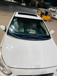 عندي اكسنك موديل 16 بيهةقطعتين صبغ رقم بغداد مكاني بغداد مدينة الصدر ر...