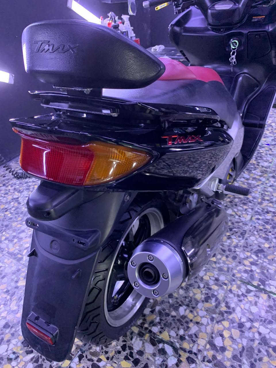 سلام عليكم تيماكس 2008كفاله عامه ماشيه 30 مغلفه نانو سراميك خير من الله كفاله ***********سعر 27بيه مجال لشراي
