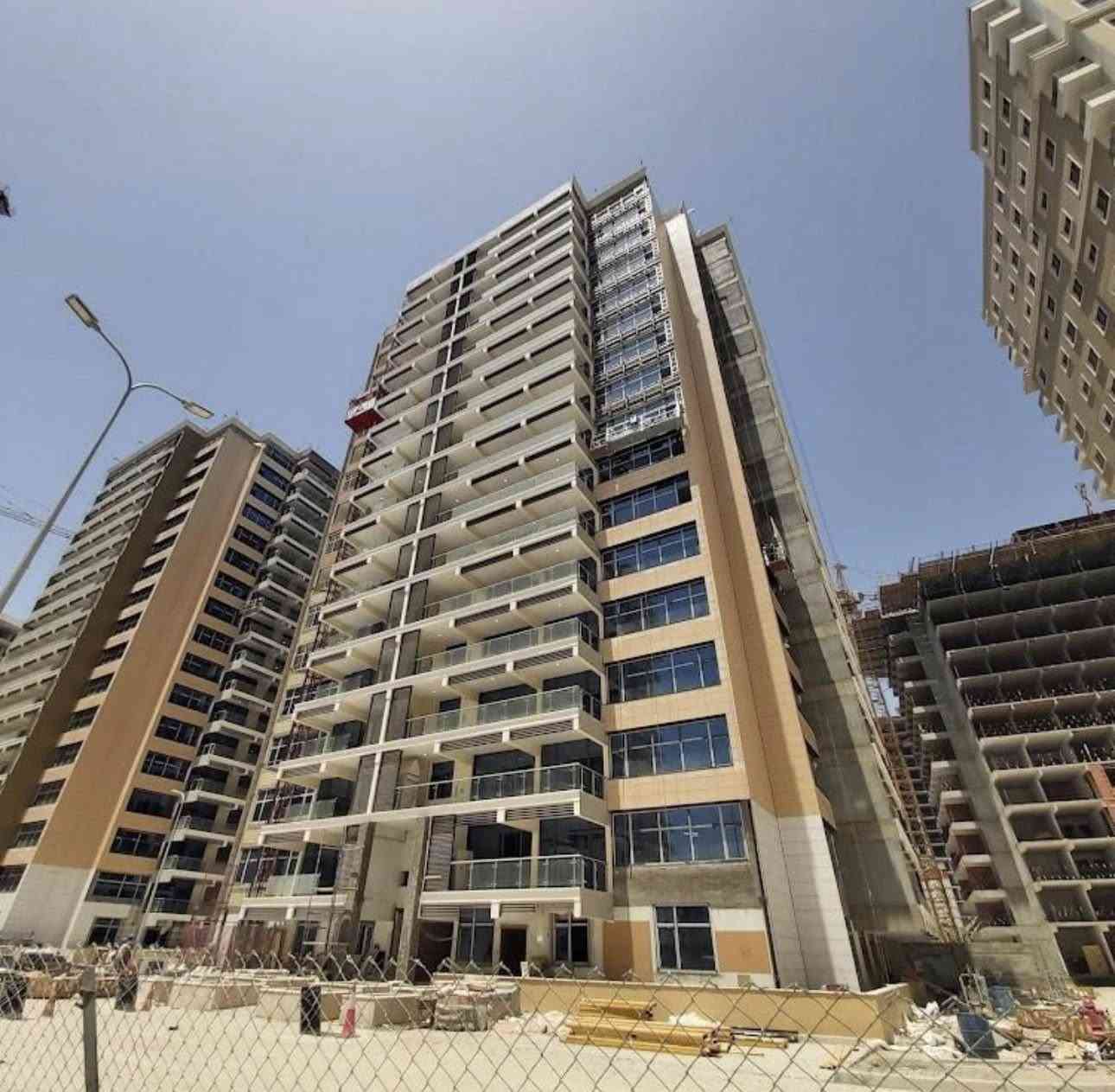 السلام عليكم
عروض مجمع بوابة العراق  🌃

شقة للبيع 

العنوان/ مجمع بوابة العراق
المساحة/ 228 م
الموقع / ركنية مميز جداً
-عدد الغرف /  3
عدد الحمامات / 3
تفاصيل اخرى/ صالة كبيرة ومخزن ولوندي مع مطبخ متكامل 
-اطلالة / بوليفارد 
-التسليم / مباشر 

شقة للبيع 

العنوان /  مجمع بوابة العراق 
المساحة/ 170م 
-عدد الغرف / 2
عدد الحمامات / 2
-حالة الشقة /  جديدة بيها مؤجر
-التسليم / بيها مؤجر 
-تفاصيل اخرى / فديو تصوير 

شقه للبيع 

العنوان / مجمع بوابه العراق 
مساحه /228م 
اطلاله /سنتر بولفارد 
عدد الغرف 3 
جاهز للسكن 

شقة للبيع 

العنوان/  بوابه العراق البحيره 
المساحة/ 227
-اطلالة /خارجية
صاله كبيرة وسبالت VRF
كل الشقة 
-التسليم 2026/6

شقة للبيع 

العنوان/  مجمع بوابة العراق
المساحة/ 249 م
-عدد الغرف / 3
عدد الحمامات / 3
تفاصيل اخرى/ ثلاث بلكونات
-اطلالة / الزوراء
-التسليم / مباشر زيرو الشقة 

شقة للبيع 

العنوان/ بوابة العراق البحيرة 
المساحة/ 227 م
-عدد الغرف / 3
عدد الحمامات / 3
-اطلالة /  خارجية مطار المثنى
-التسليم / منتصف 2026

شقة للبيع 

العنوان /  مجمع بوابة العراق 
المساحة/ 170م 
-عدد الغرف / 2
عدد الحمامات / 2
-حالة الشقة /  جديدة بيها مؤجر
-التسليم / بيها مؤجر 

شقة للبيع 

العنوان/ مجمع بوابة العراق
المساحة/ 228 م
الموقع / ركنية مميز جداً
-عدد الغرف /  3
عدد الحمامات / 3
تفاصيل اخرى/ صالة كبيرة ومخزن ولوندي مع مطبخ متكامل 
-اطلالة / بوليفارد 
-التسليم / مباشر 

شقة للبيع 

العنوان/  مجمع بوابه العراق
المساحة/ 228
-عدد الغرف / 3
عدد الحمامات / 3
تفاصيل اخرى/ 
-اطلالة / بوليفارد 
-التسليم / جاهزه للسكن 

شقة للبيع  

العنوان/  مجمع بوابة العراق
المساحة/ 228 م
-عدد الغرف / 3
عدد الحمامات / 3
بالكونات عدد / 2
-اطلالة / سنتر البوليفارد
-التسليم /  مباشر زيرو 

شقة للبيع 

العنوان/  مجمع بوابة العراق
المساحة/ 249 م
-عدد الغرف / 3
عدد الحمامات / 3
تفاصيل اخرى/ ثلاث بلكونات
-اطلالة / الزوراء
-التسليم / مباشر زيرو الشقة 

شقة للبيع 

العنوان/  مجمع بوابة العراق
المساحة/ 228م
-عدد الغرف / 3
عدد الحمامات /2
-اطلالة / بوليفارد 
تفاصيل اخرى/صاله كبيرة وسبالت VRF كل الشقة 
-التسليم / مباشر 

للاستفسار الاتصال على الرقم 
***********📞

نستقبل كافة عروضكم العقارية في المجمعات الاستثمارية للبيع و الايجار
