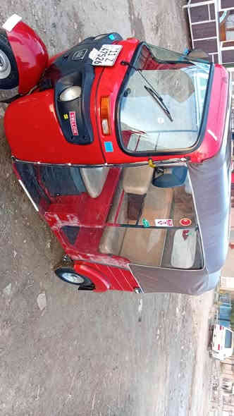 تك تك موديل 18/سنويه/🎈
كفاله عامه من ضربه او من الصبغ فقط دوس مصبوغه (المحرك مكفول)تكتك ناعمه
تخم تاير او ويل تخم دبلات او لويات جادر جديد برده شفافه زنون امامي اشاير لونين ابيض وصفر بكلايتات جديد كهربايات كله شغاله مابيها كبل لشارع
(بغداد شارع حيفا) *********** الفارس
